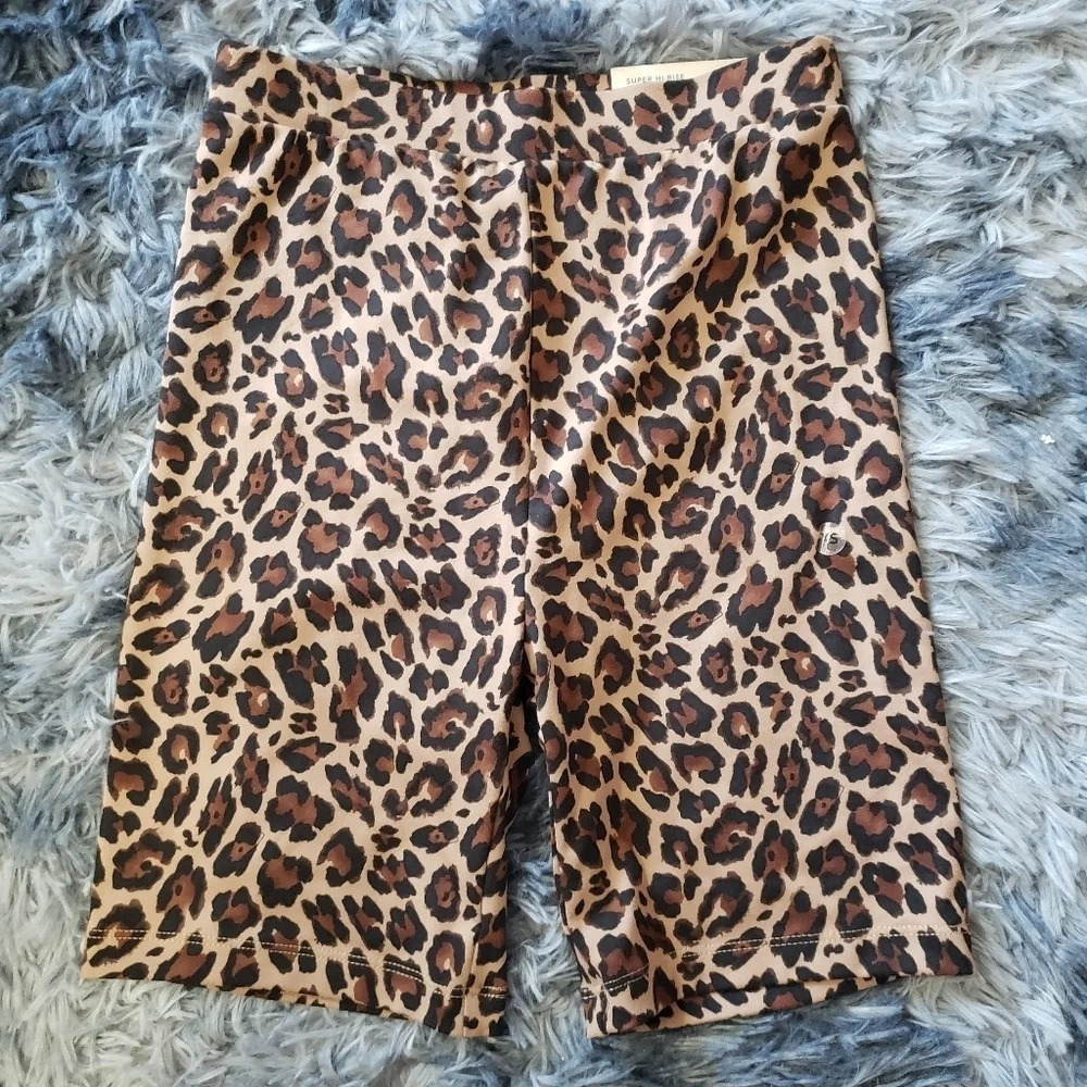 American Eagle Super High Rise Bike Shorts